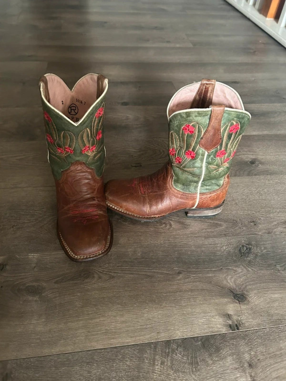 Roper Vintage Western Cowboy Boots women’s size 4